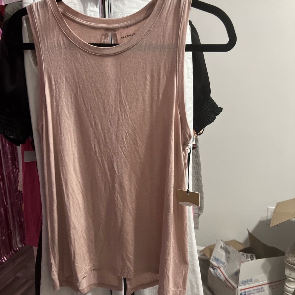 NWT Halogen Tank // Size Small